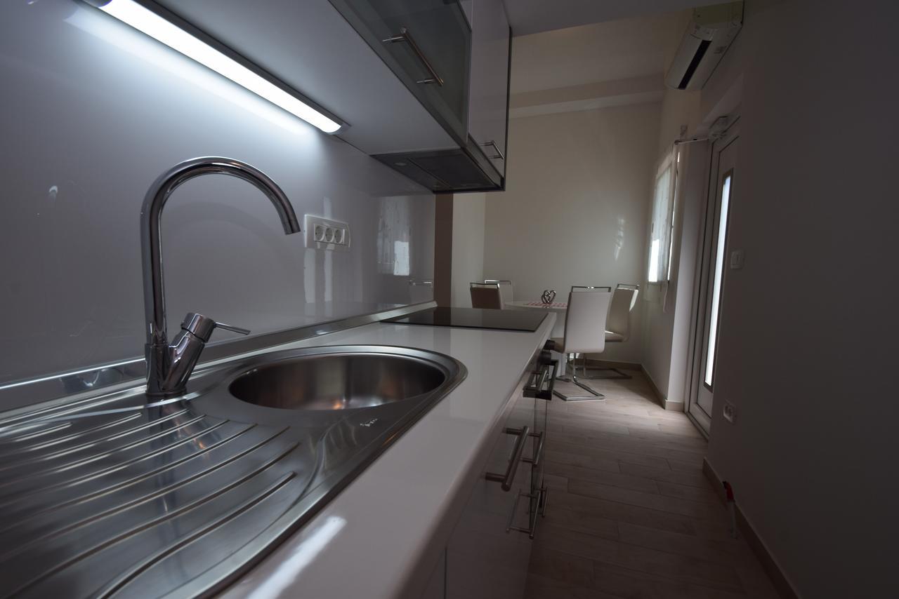 Apartment Anica Kuk Starigrad Paklenica Exterior photo