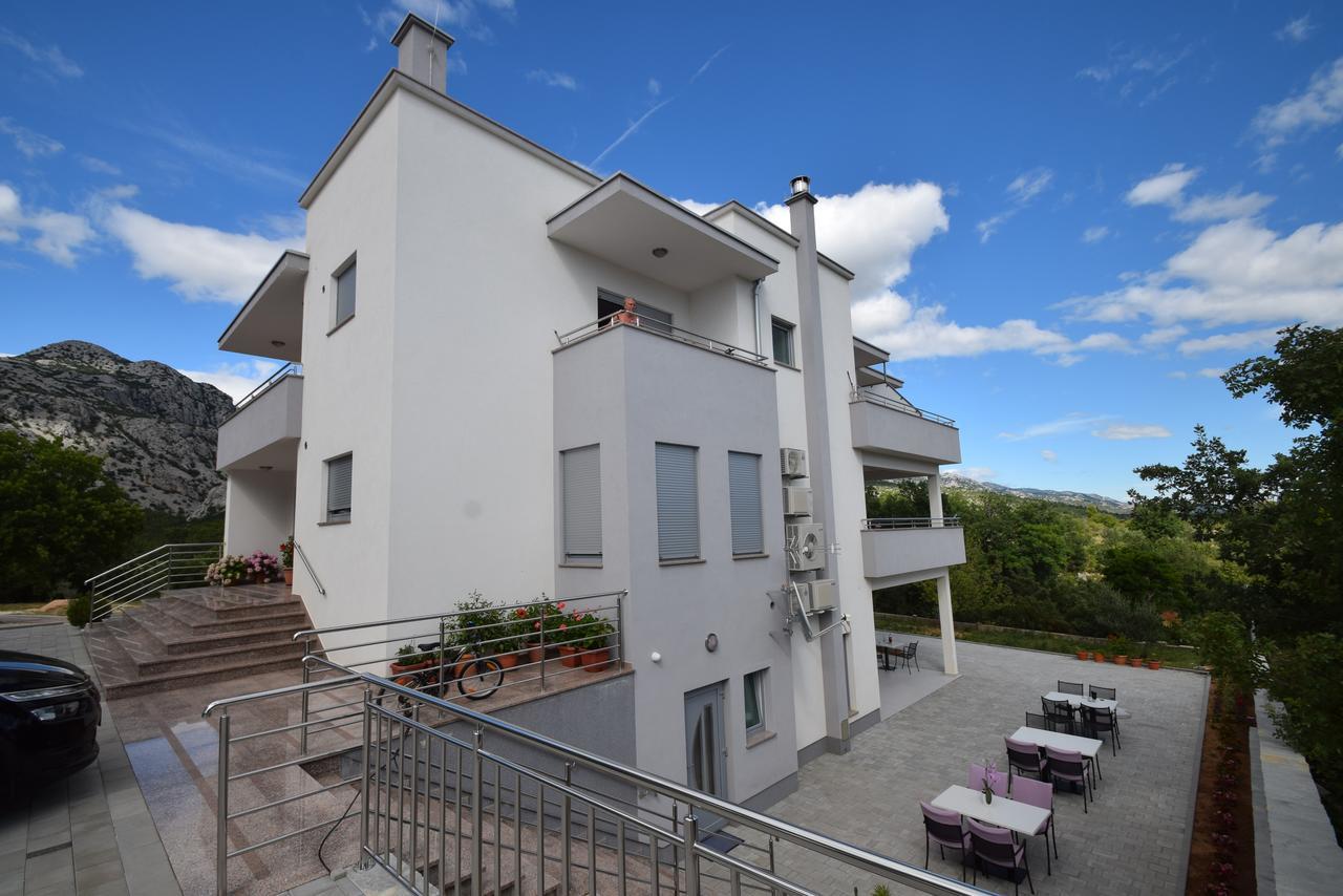 Apartment Anica Kuk Starigrad Paklenica Exterior photo